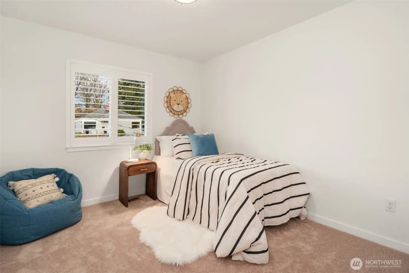 Property photo for 2401 E 16th Street, Bremerton photo 15