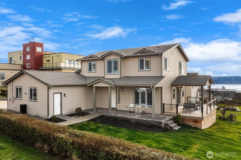 Property photo for 2401 E 16th Street, Bremerton