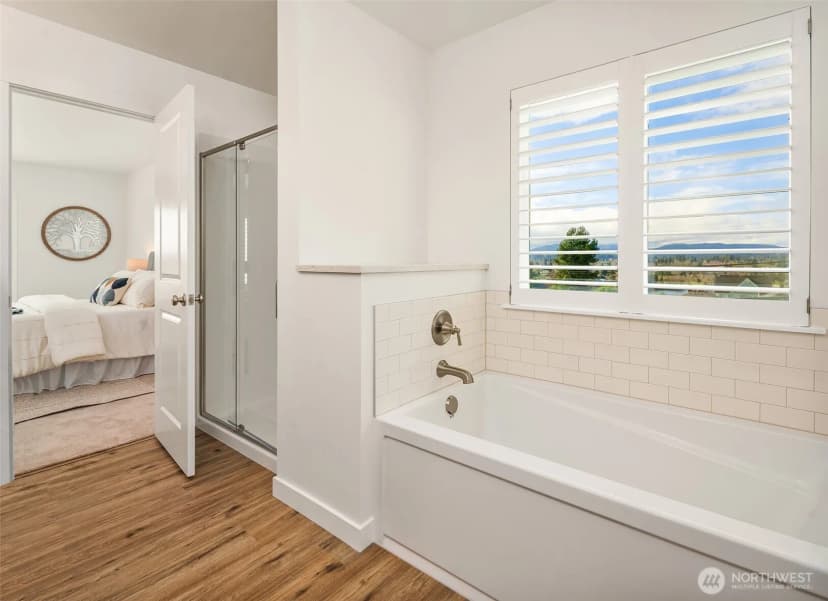 Property photo for 2401 E 16th Street, Bremerton photo 20