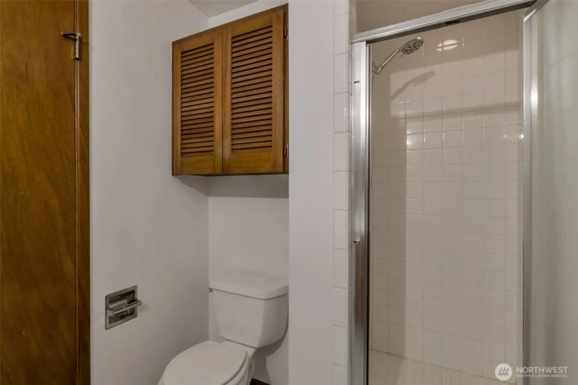 Property photo for 17050 Northup Way #25, Bellevue photo 18