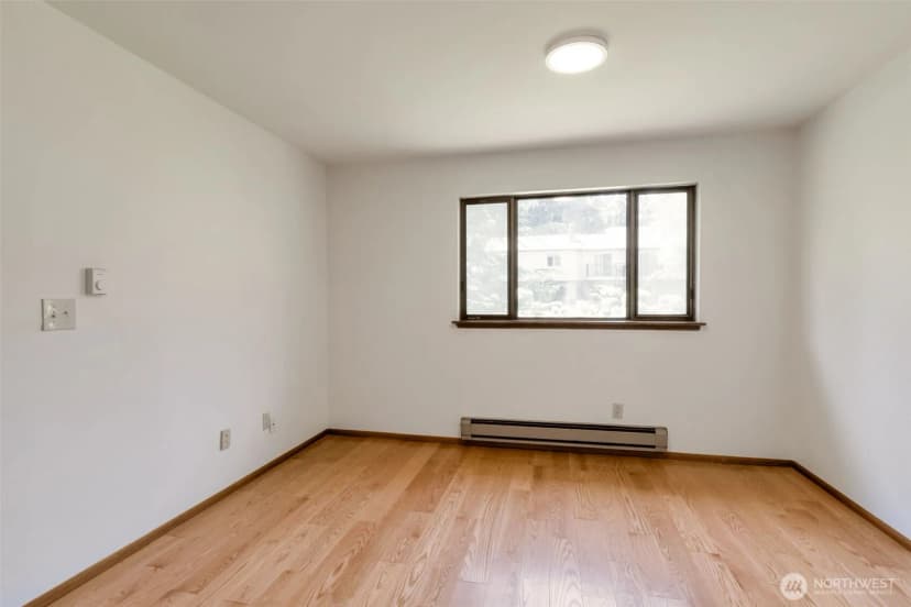 Property photo for 17050 Northup Way #25, Bellevue photo 21