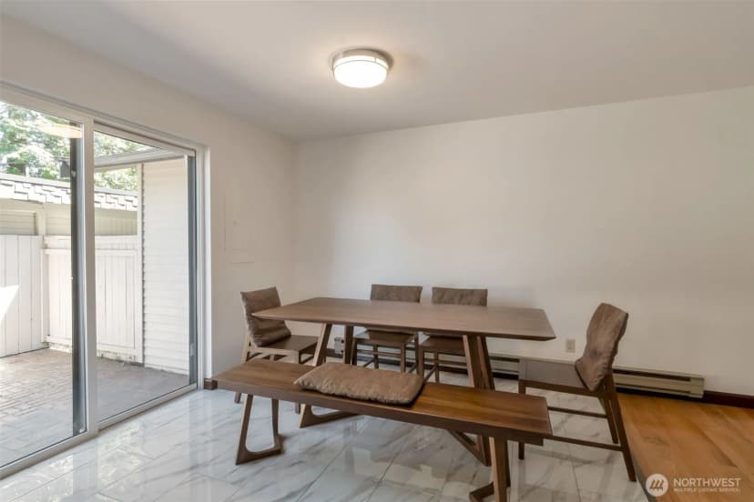 Property photo for 17050 Northup Way #25, Bellevue photo 12