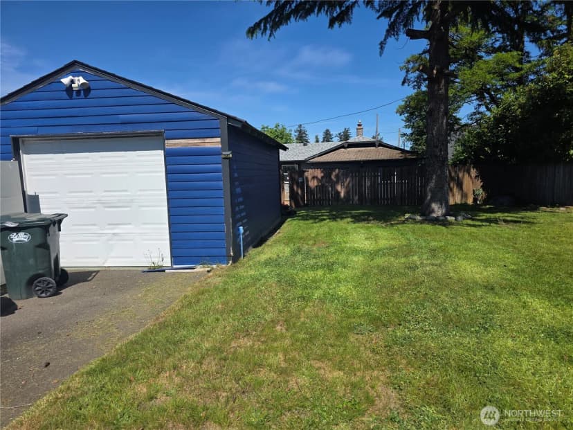 Property photo for 8902 Forest Road Sw, Lakewood photo 18
