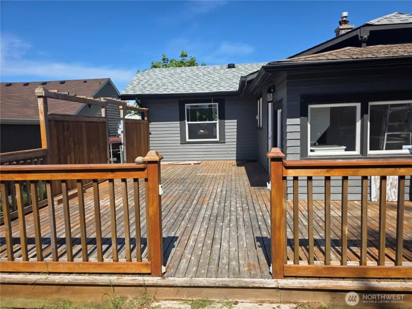 Property photo for 8902 Forest Road Sw, Lakewood photo 15