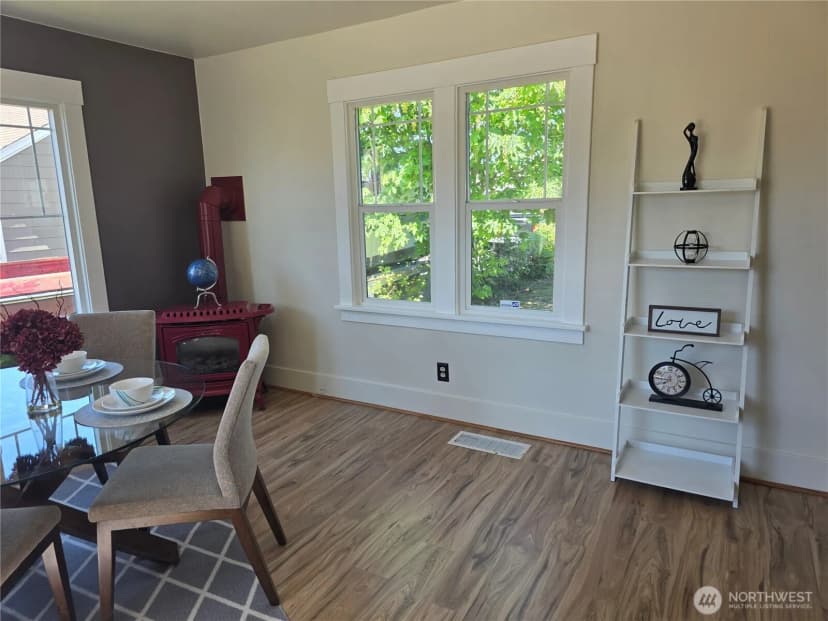 Property photo for 8902 Forest Road Sw, Lakewood photo 6