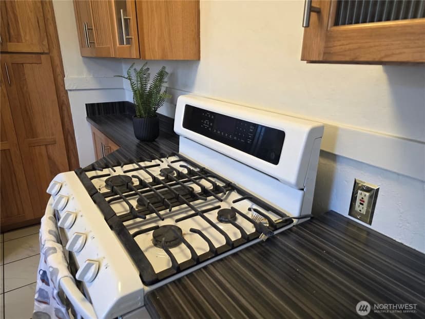 Property photo for 8902 Forest Road Sw, Lakewood photo 9