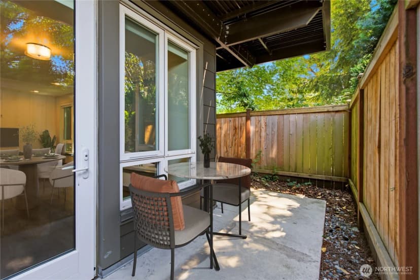 Property photo for 11903 Ne 128th Street #p05, Kirkland photo 27