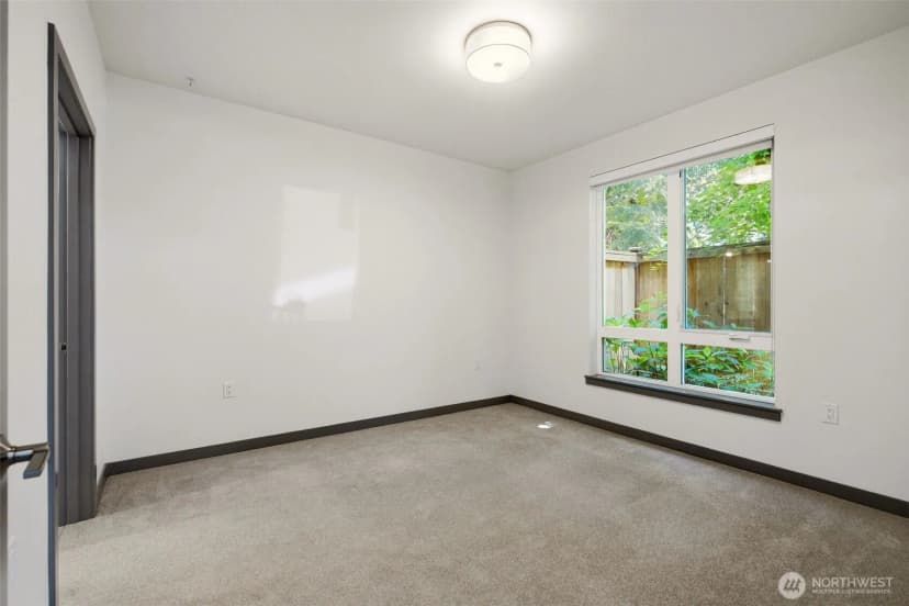 Property photo for 11903 Ne 128th Street #p05, Kirkland photo 19