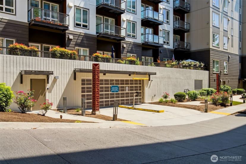 Property photo for 11903 Ne 128th Street #p05, Kirkland photo 39