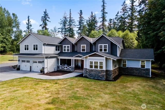 Property photo for 25327 Ne 67th Place, Redmond