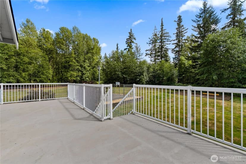 Property photo for 25327 Ne 67th Place, Redmond photo 34