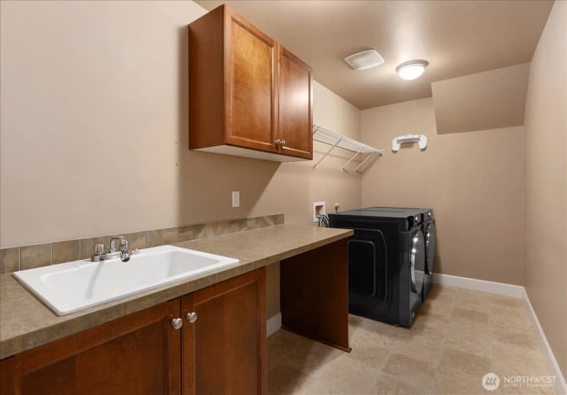 Property photo for 22303 1st Drive Se, Bothell photo 20