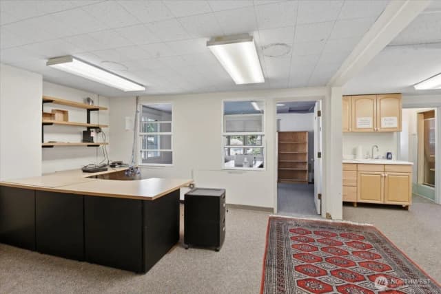 Property photo for 10310 Aurora Avenue N, Seattle photo 5