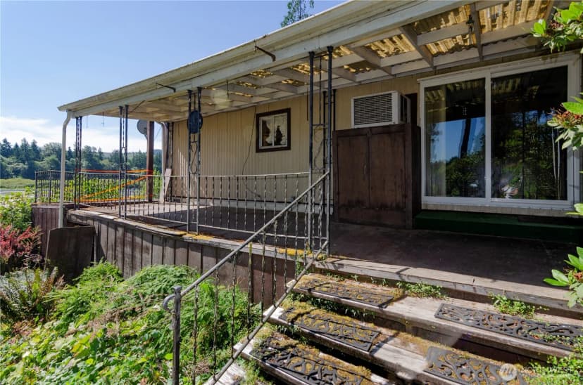 Property photo for 14830 Cedarwood Drive Se, Tenino photo 2