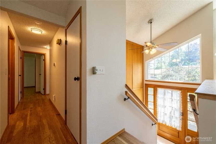 Property photo for 1127 204th Place Se, Bothell photo 15