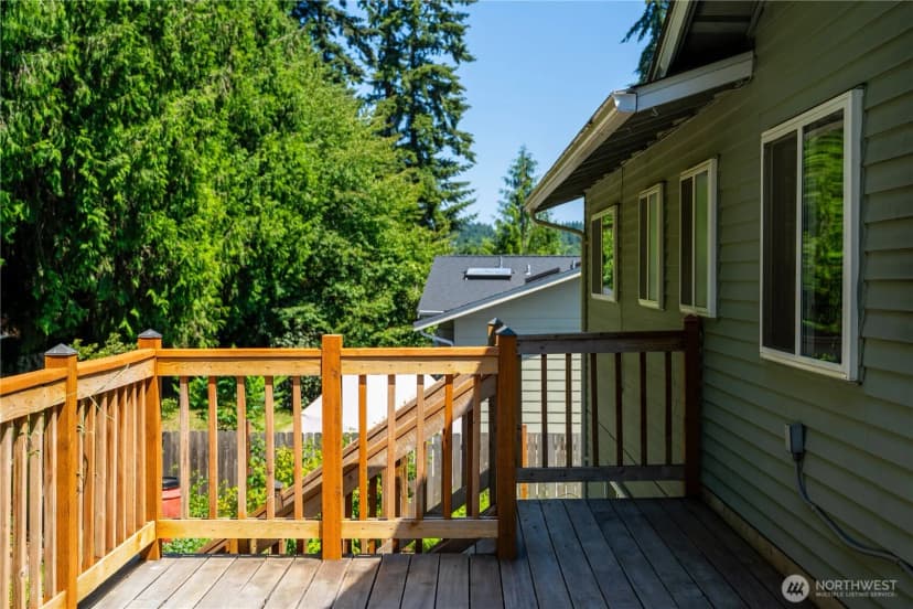 Property photo for 1127 204th Place Se, Bothell photo 33