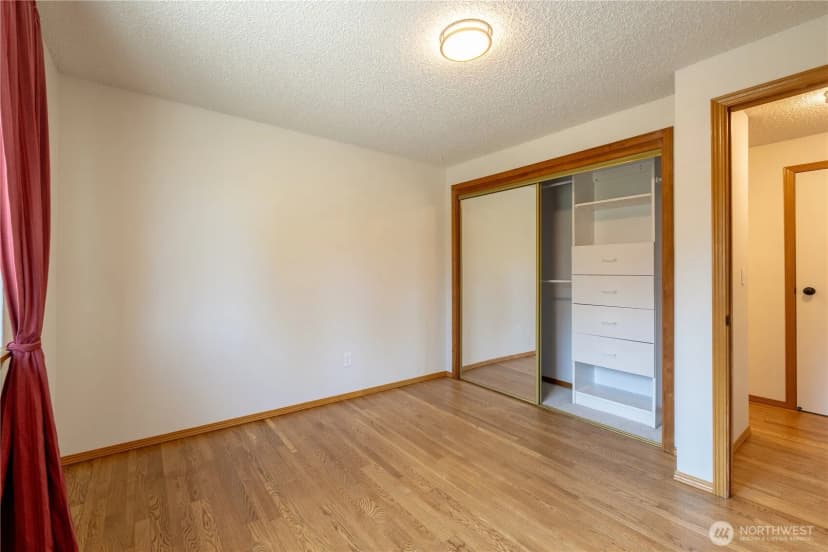 Property photo for 1127 204th Place Se, Bothell photo 21