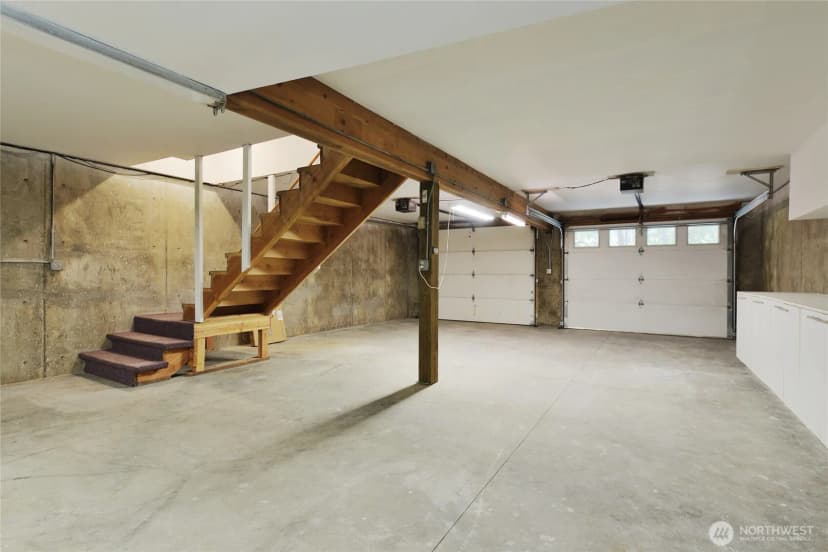 Property photo for 30 Crawford Lane, Ronald photo 26