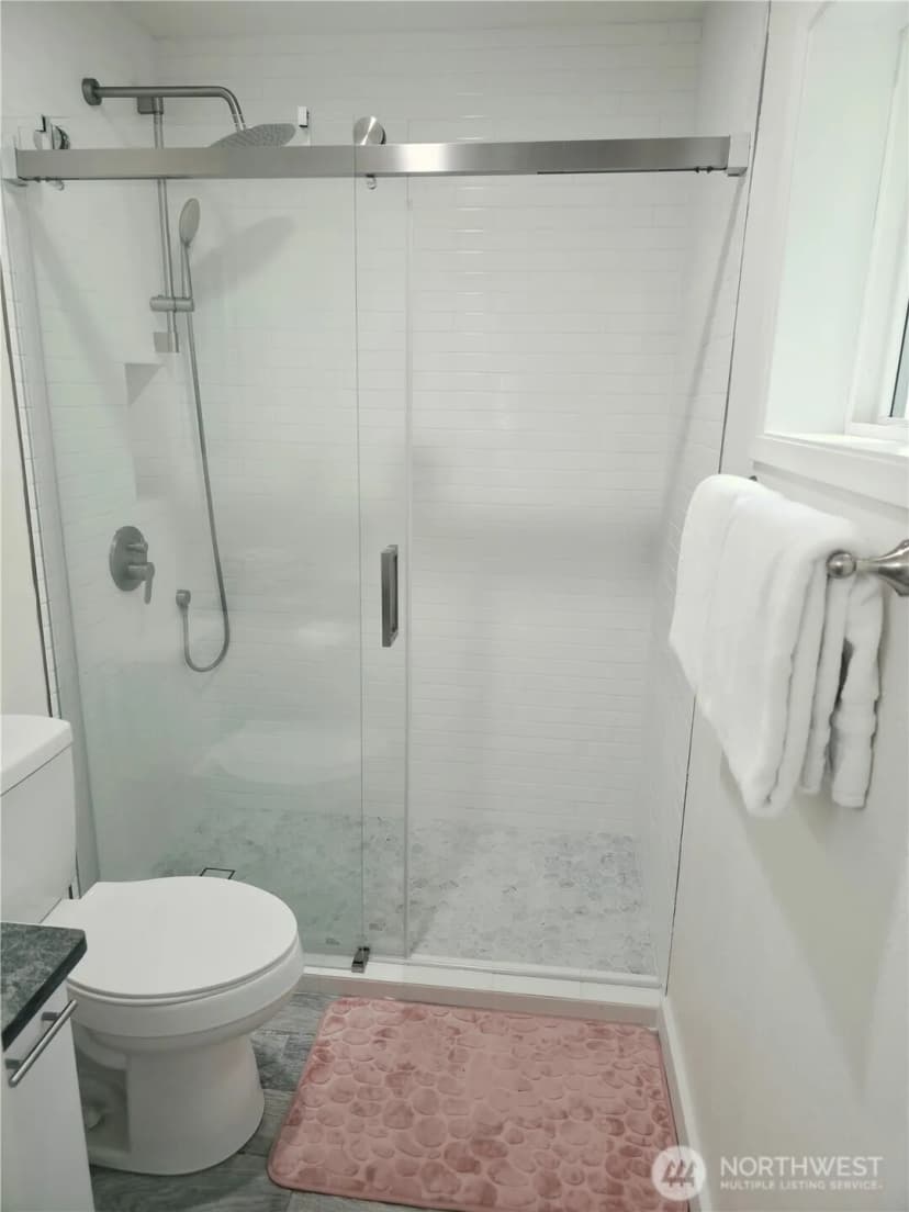 Property photo for 30 Crawford Lane, Ronald photo 15