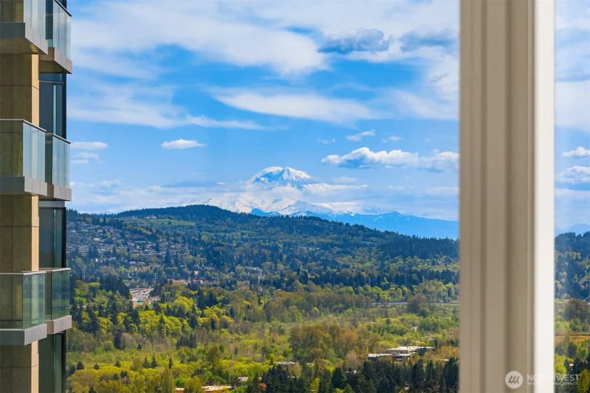 Property photo for 500 106th Avenue Ne #3211, Bellevue photo 21