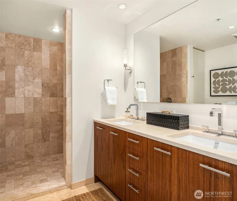 Property photo for 500 106th Avenue Ne #3211, Bellevue photo 14