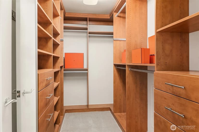 Property photo for 500 106th Avenue Ne #3211, Bellevue photo 13