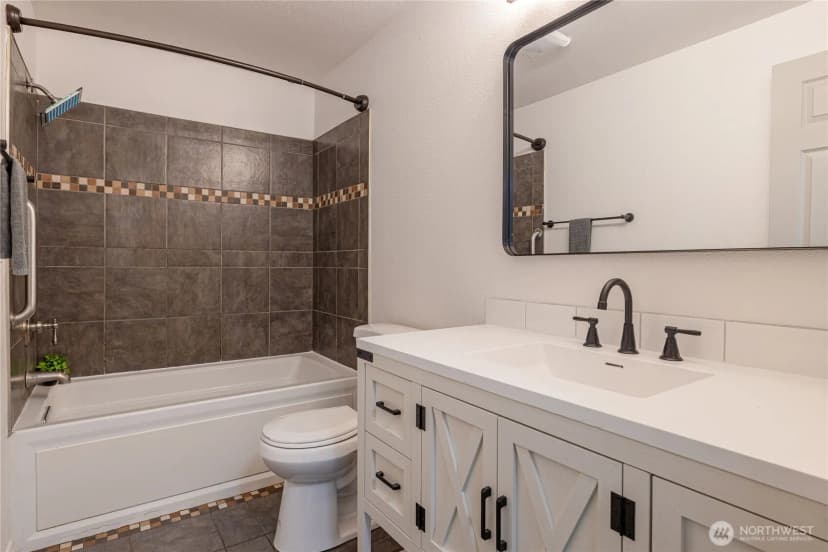 Property photo for 28114 22nd Avenue E, Spanaway photo 15
