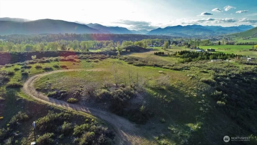 Property photo for 625 A/b Twisp Winthrop Eastside Road, Winthrop photo 6