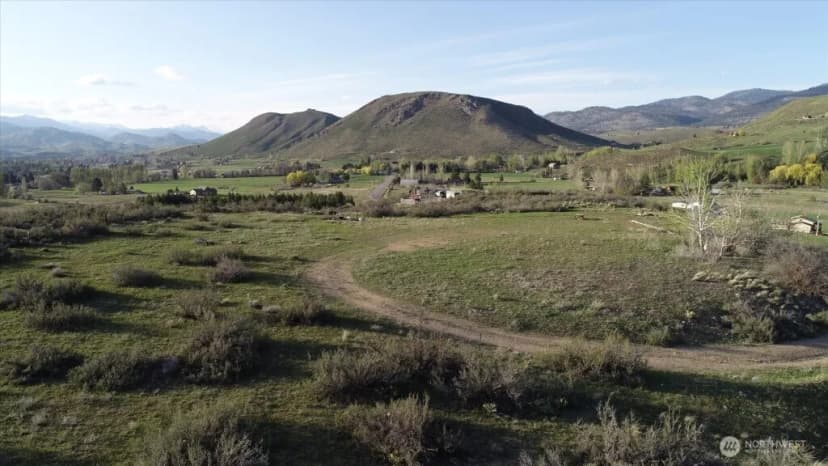 Property photo for 625 A/b Twisp Winthrop Eastside Road, Winthrop photo 11