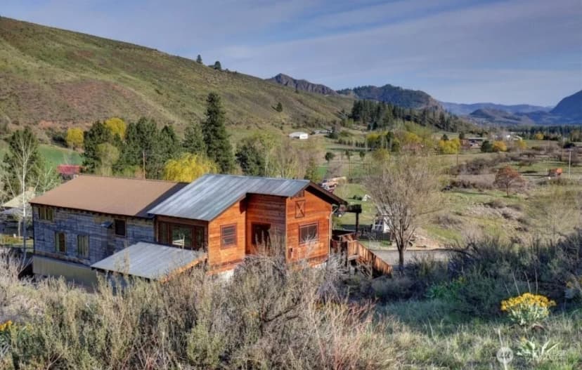 Property photo for 625 A/b Twisp Winthrop Eastside Road, Winthrop
