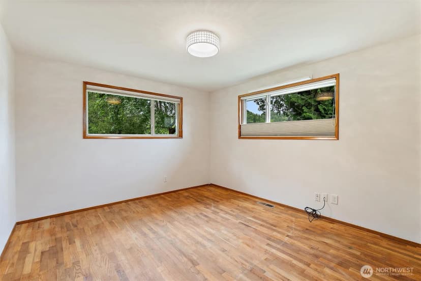 Property photo for 1121 Shelton Avenue Se, Renton photo 20