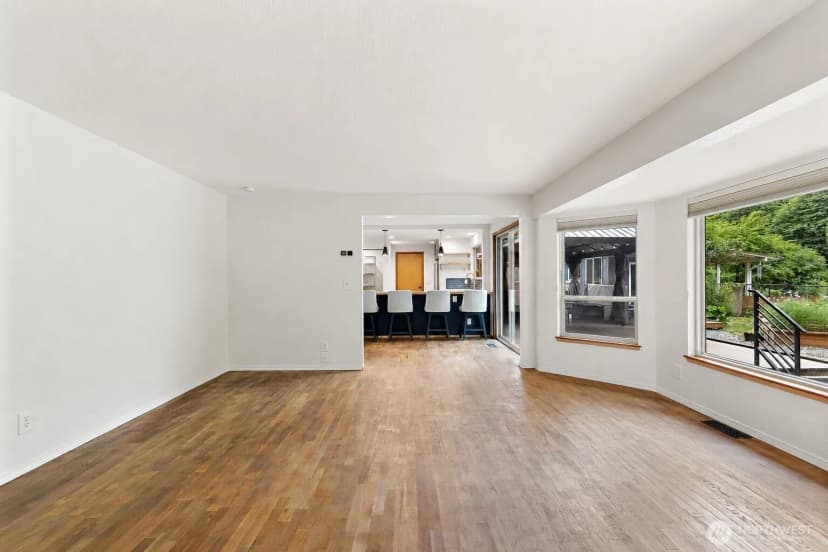 Property photo for 1121 Shelton Avenue Se, Renton photo 15