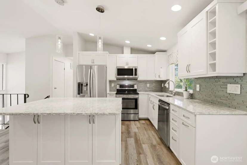 Property photo for 18113 20th Drive Se, Bothell photo 9