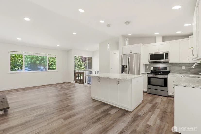 Property photo for 18113 20th Drive Se, Bothell photo 10