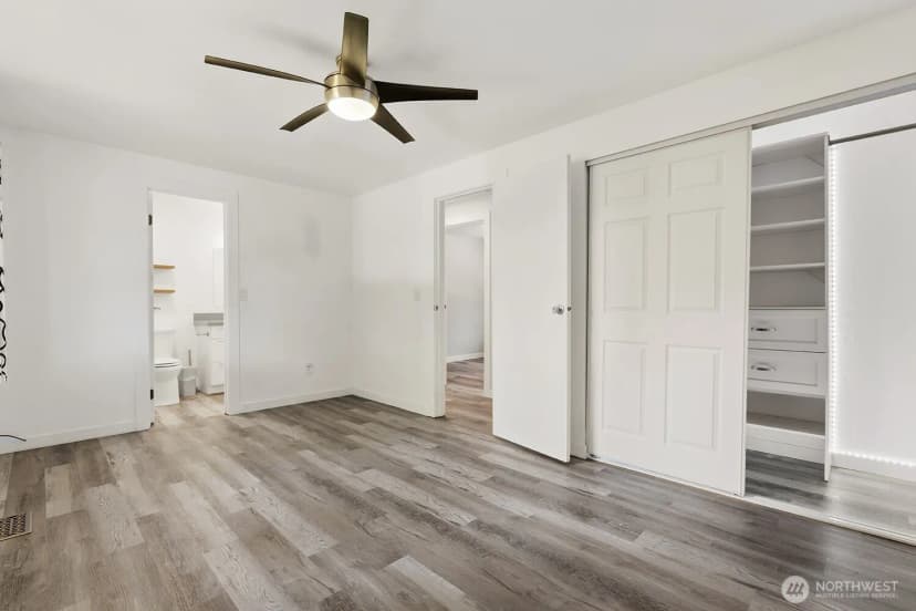 Property photo for 18113 20th Drive Se, Bothell photo 19
