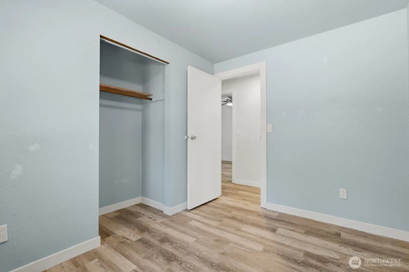 Property photo for 18113 20th Drive Se, Bothell photo 15