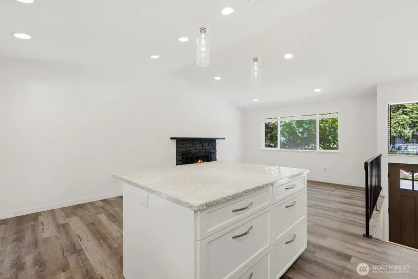 Property photo for 18113 20th Drive Se, Bothell photo 8