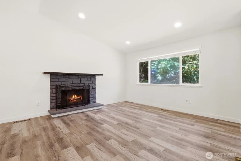 Property photo for 18113 20th Drive Se, Bothell photo 6