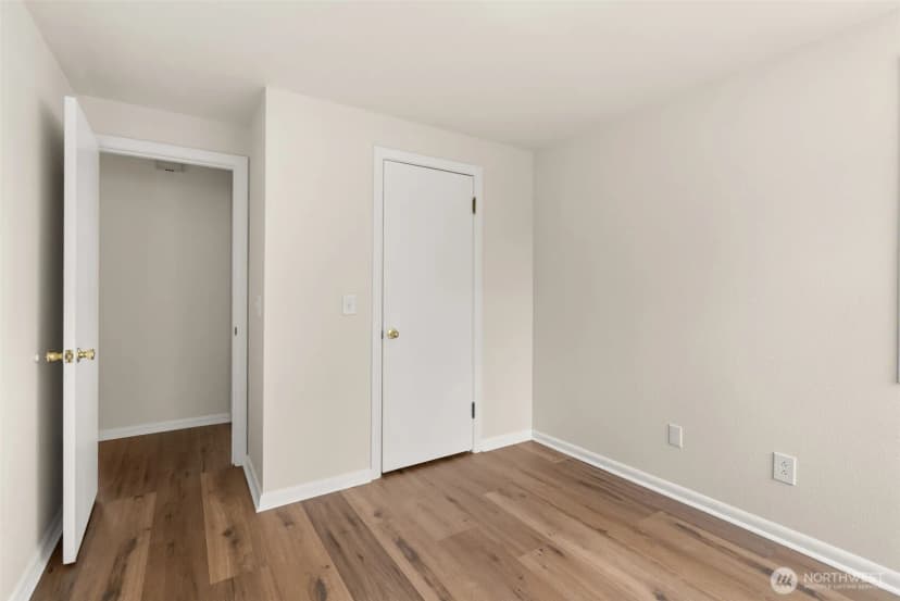 Property photo for 919 6th Avenue Sw, Puyallup photo 12