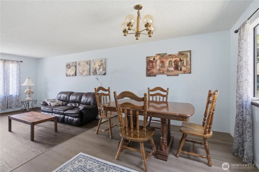 Property photo for 3706 S 255th Place, Kent photo 9