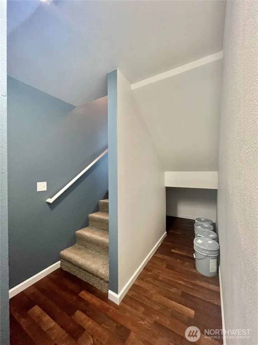 Property photo for 10453 1st Avenue Sw, Seattle photo 18