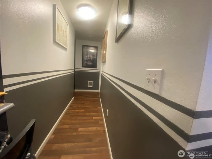 Property photo for 10453 1st Avenue Sw, Seattle photo 23