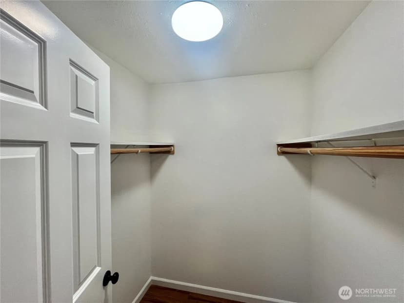 Property photo for 10453 1st Avenue Sw, Seattle photo 14