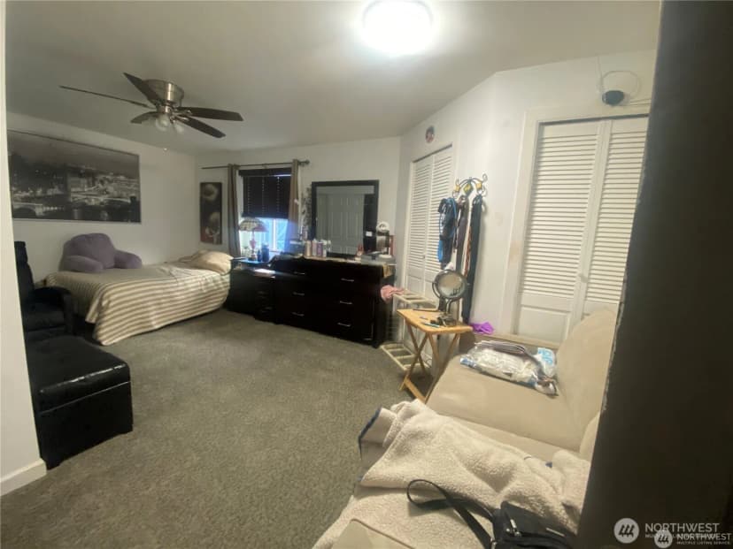 Property photo for 10453 1st Avenue Sw, Seattle photo 25