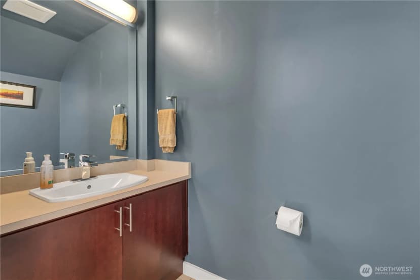 Property photo for 15100 6th Avenue Sw #221, Burien photo 35