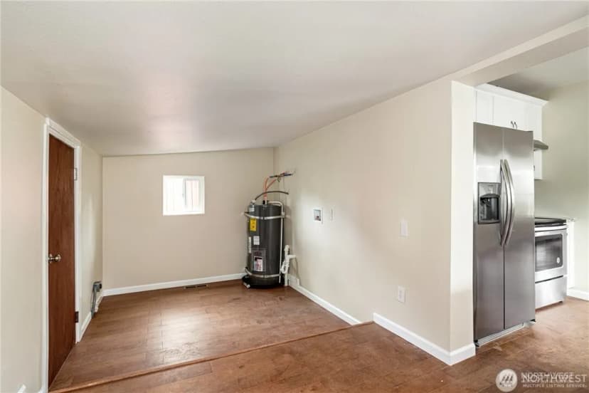 Property photo for 509 Yew Street, Centralia photo 8