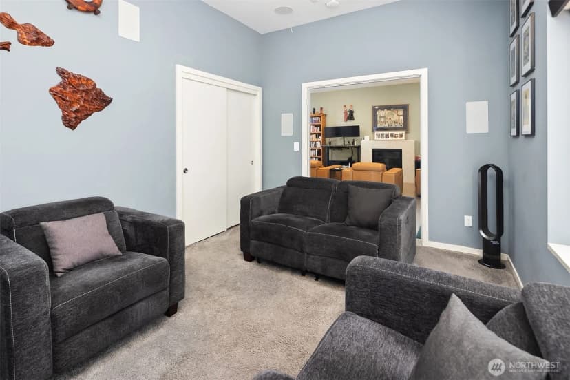 Property photo for 2602 S Ferdinand Street, Seattle photo 13