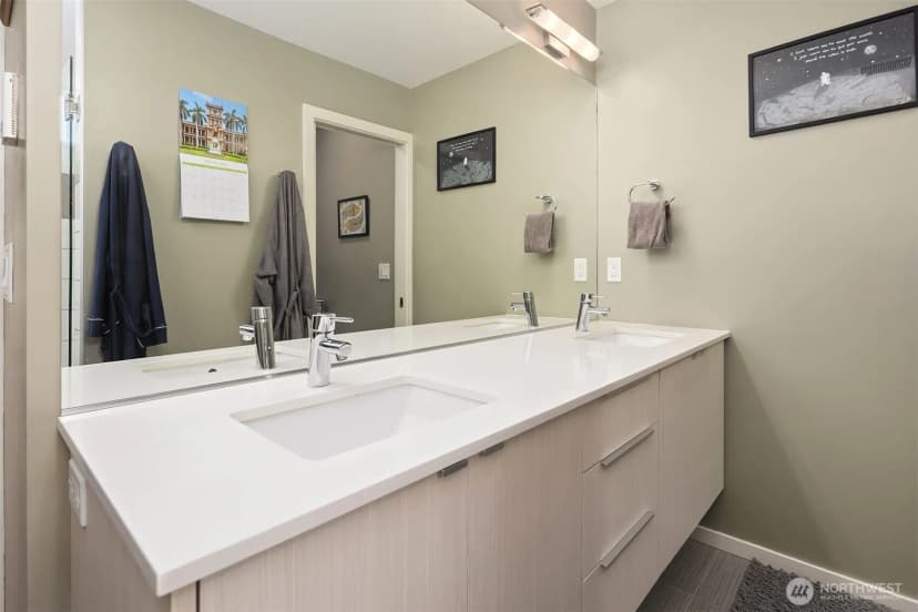 Property photo for 2602 S Ferdinand Street, Seattle photo 18