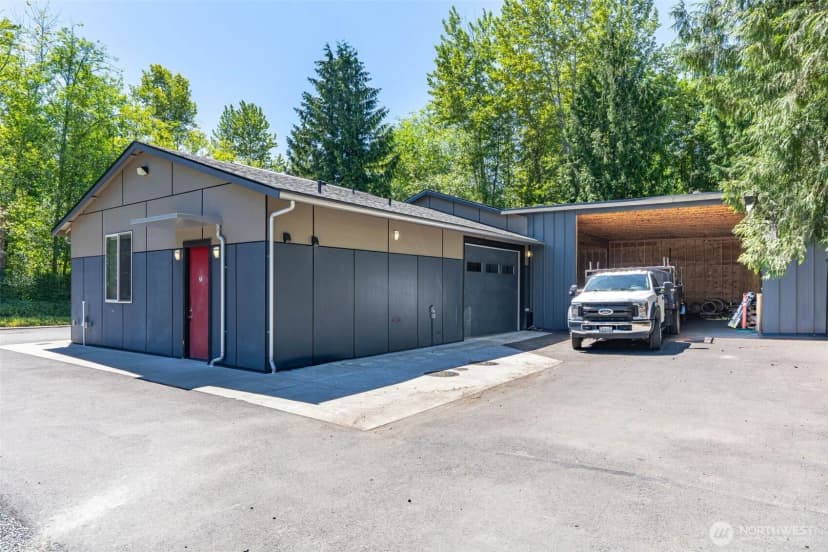 Property photo for 17310 State Route 9 Se, Snohomish photo 8