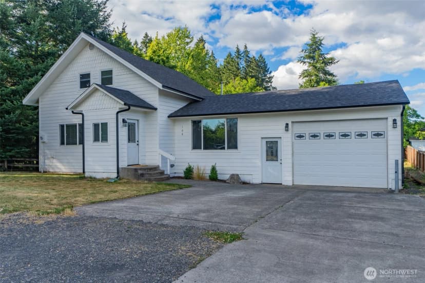 Property photo for 108 Sw Campbell Street, Winlock photo 2